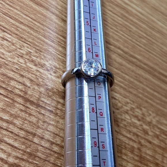 925 Silver Plate Pretty Ring Enclosed Crystal Zircon Promise Good Quality - Picture 8 of 11